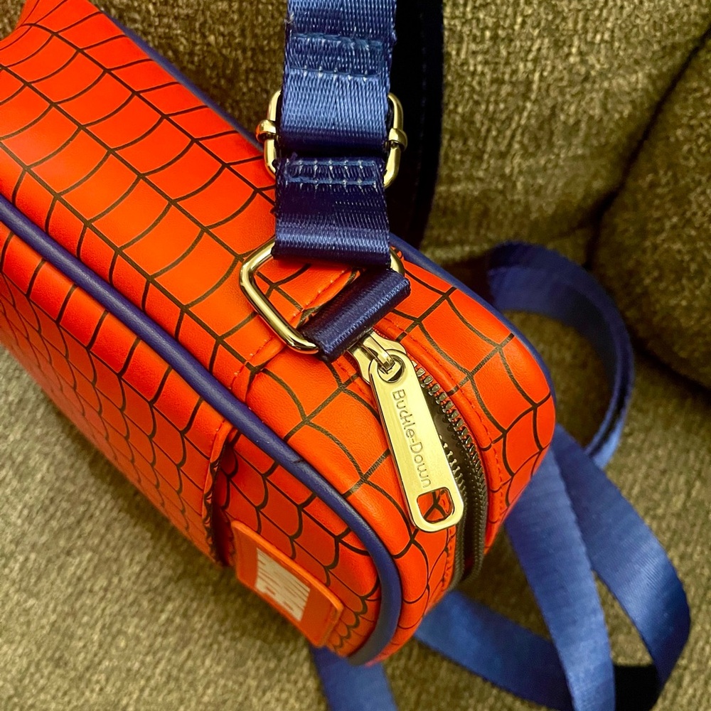 Buckle-Down Marvel Spiderman crossbody bag - Picture 7 of 7